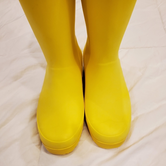 yellow hunter rain boots sale